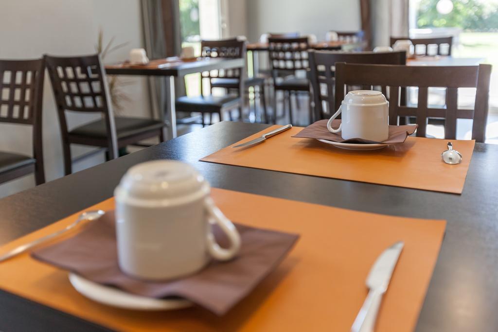 Hotel Alienor Langon  Ngoại thất bức ảnh