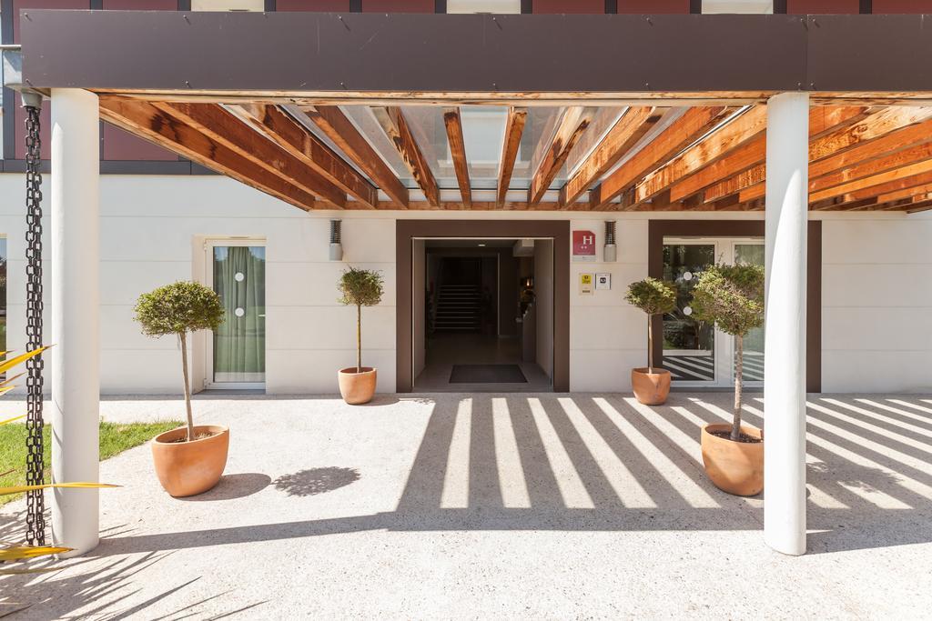 Hotel Alienor Langon  Ngoại thất bức ảnh