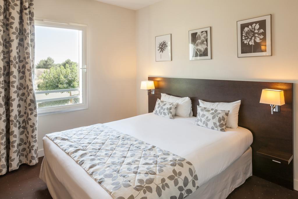 Hotel Alienor Langon  Ngoại thất bức ảnh